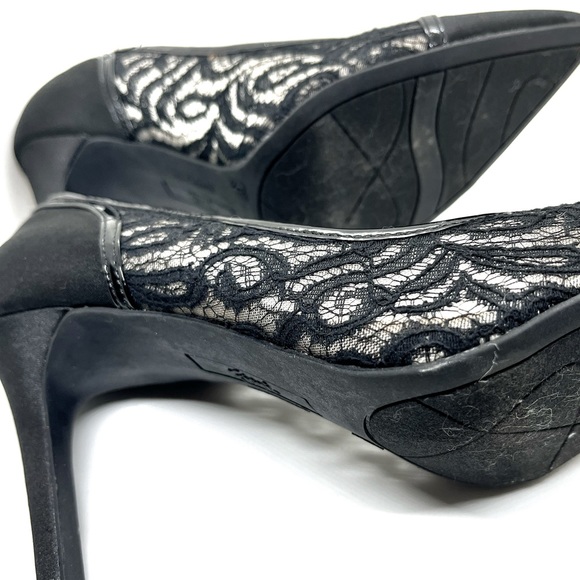 Fioni Pumps | Satin & Lace - Picture 4 of 5